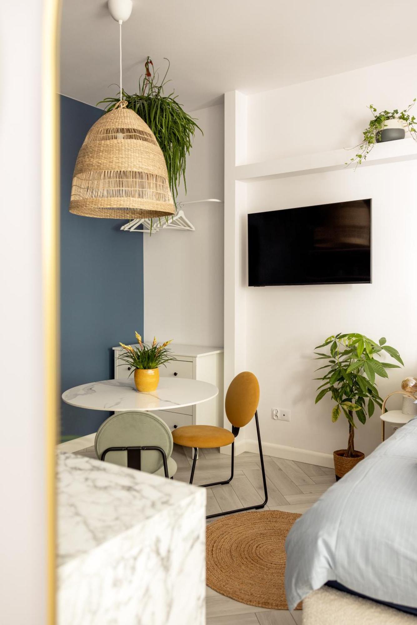 Cozy Studio Poznanska Downtown Quiet ワルシャワ エクステリア 写真